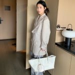 Minimalist Korean Style Tote Bag with Small Pouch and Liner