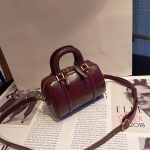 Trendy Niche Refined Handbag Boston Bag Women 2025 New Small Square Bag Retro Fashion Shoulder Crossbody Bag
