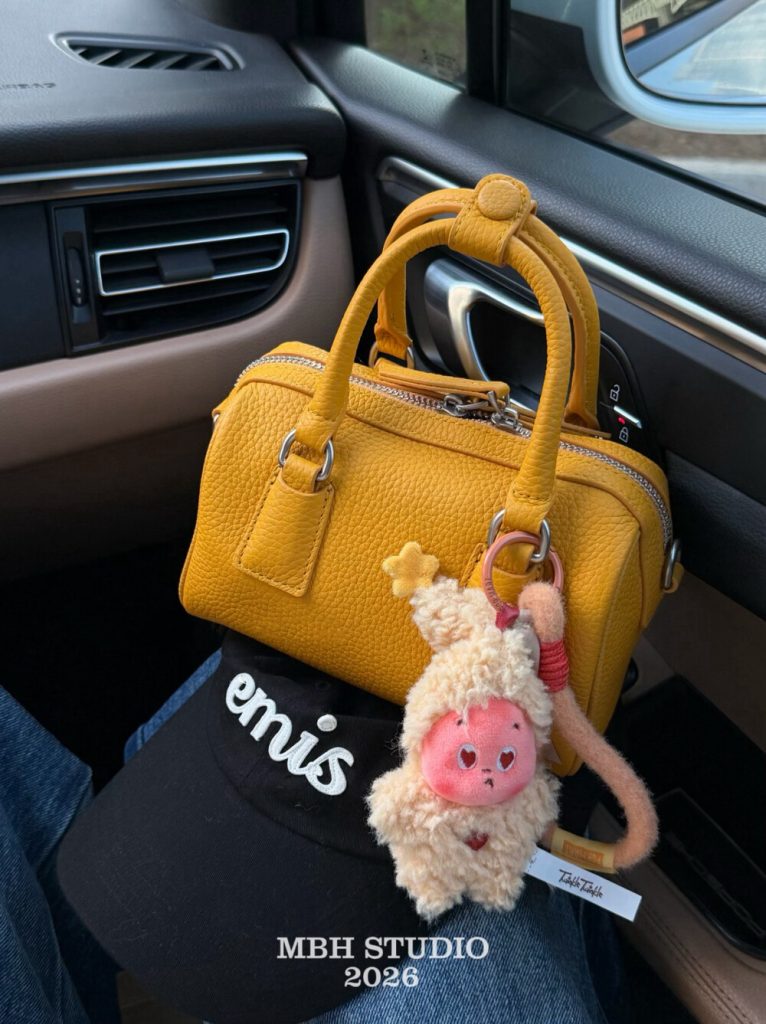MBH Spring Summer Minimalist Top Layer Cowhide Boston Bag Niche Design Handbag